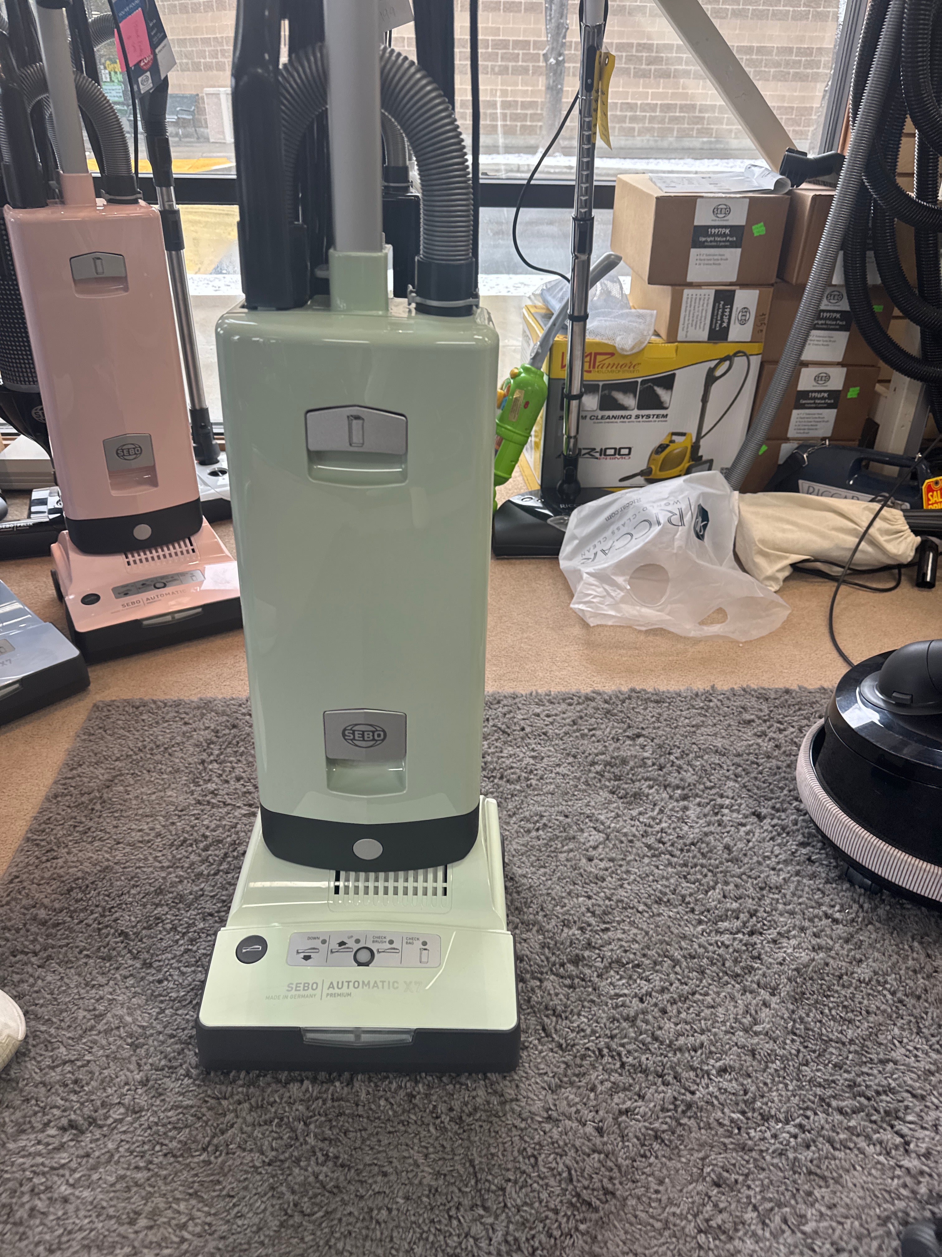 SEBO Automatic X7 Premium Units * call for details refurbished units at a Lower price - full extended warranty