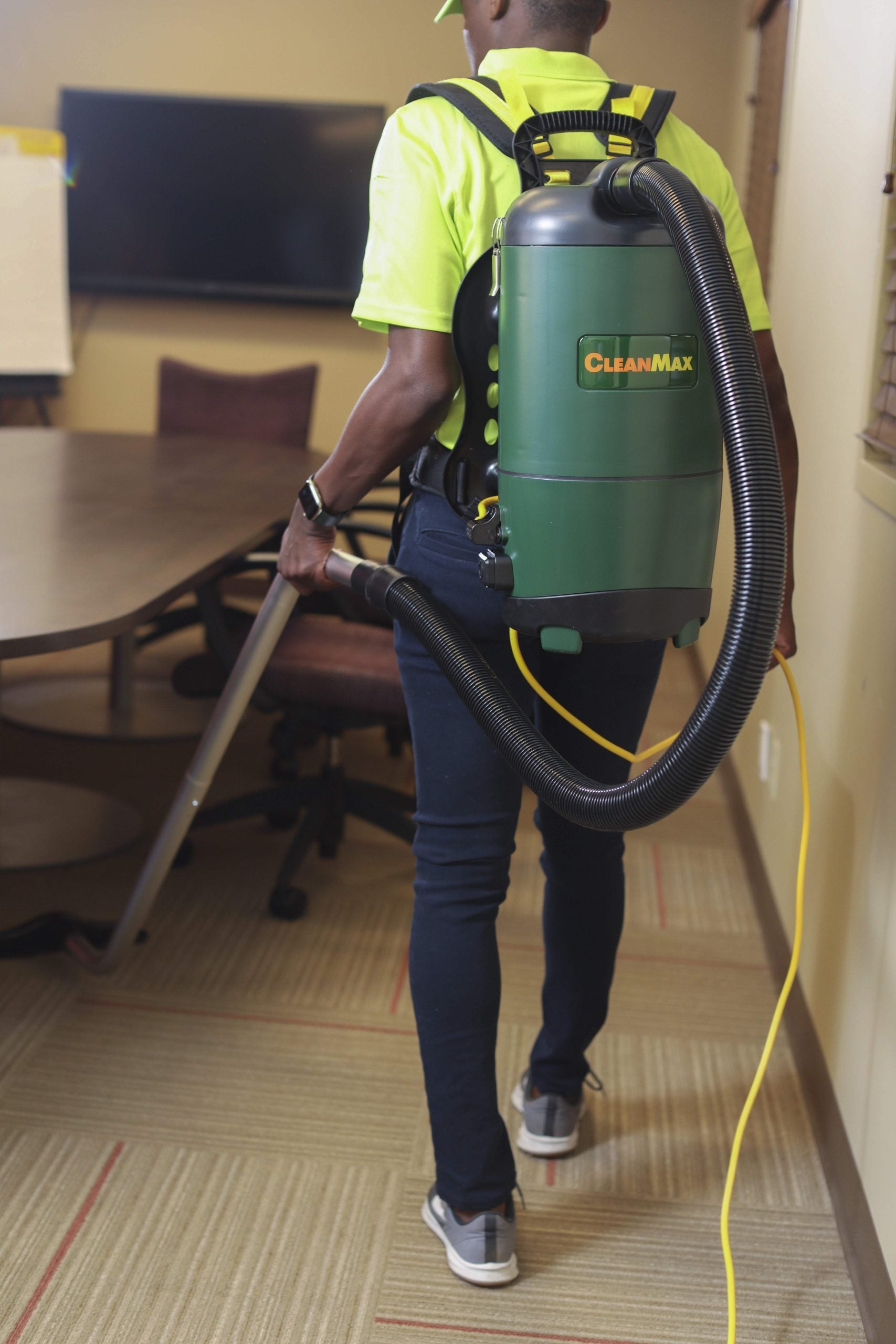 CleanMax 6 qt Backpack Commercial Vacuum – Overstock price $$